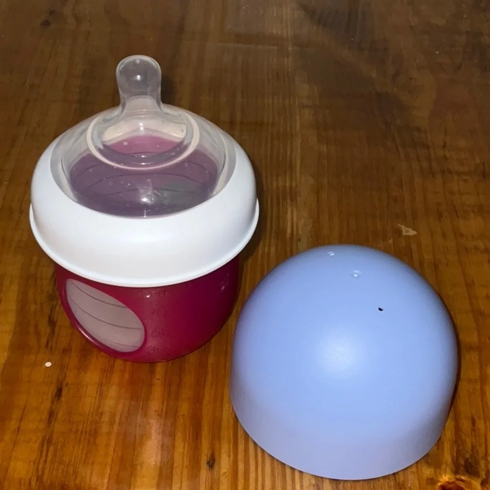 Boon Nursh Silicone Baby Bottle (120nL/4oz)